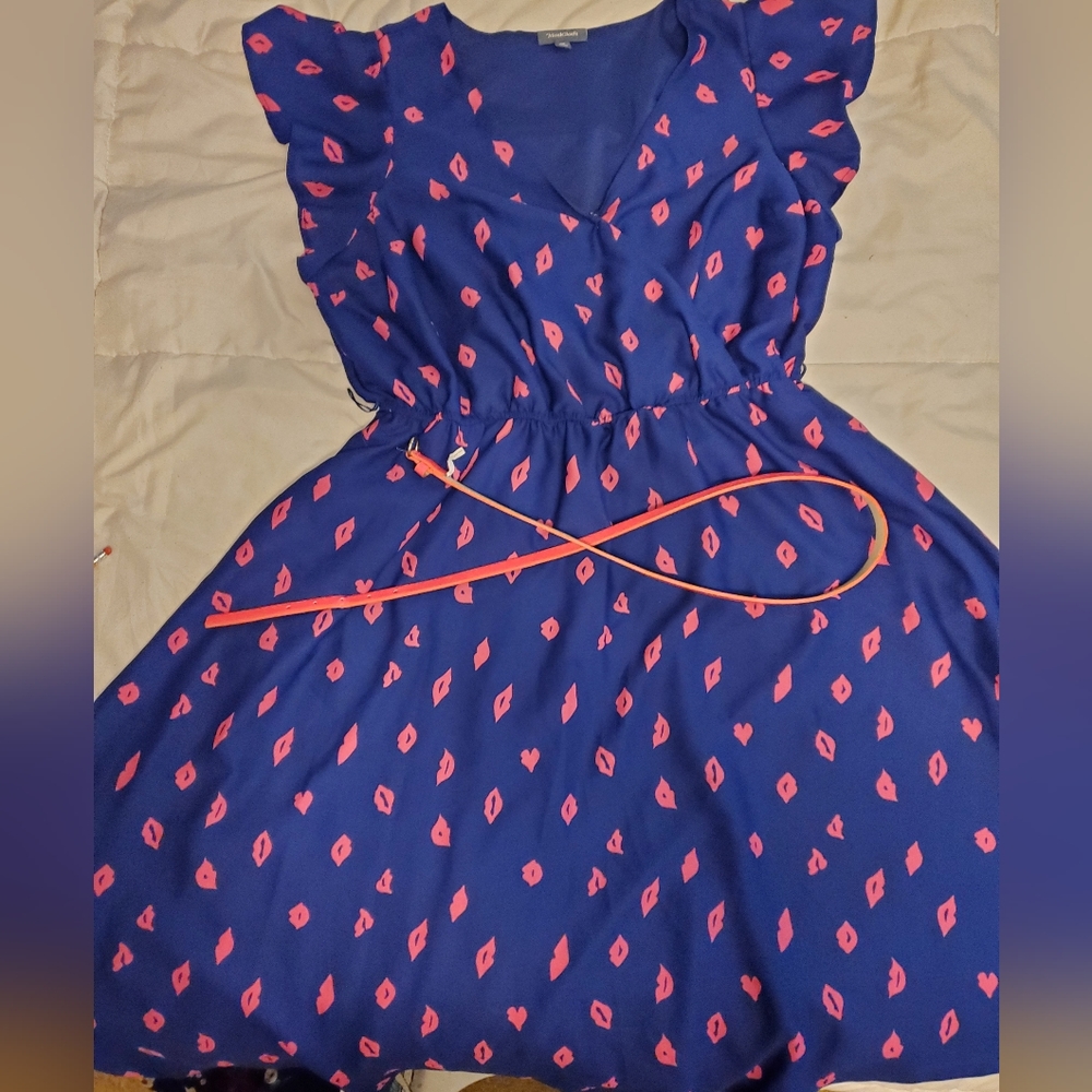 Valentines kiss dress